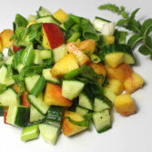 pfirsichgurkensalat